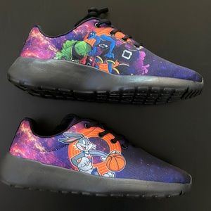 NWT Mens 9.5 Space Jam Sneaker